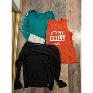 Reebok tee bundle 3 shirts 2 long‎ sleeve 1 tank top workout size S